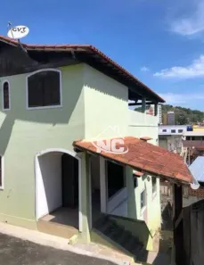 Casa com 4 Quartos à venda, 100m² no Centro, São Gonçalo