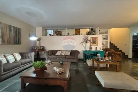 Casa com 3 Quartos à venda, 290m² no Jardim Santa Ângela, Ribeirão Preto