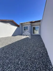 Casa com 3 Quartos à venda, 66m² no Parque Guarani, Joinville