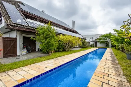 Casa com 6 Quartos à venda, 454m² no Jardim das Américas, Curitiba