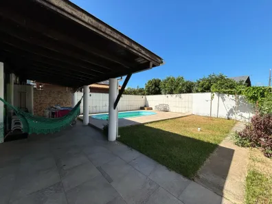 Casa com 4 Quartos à venda, 150m² no São Tomás, Imbituba