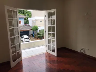 Casa de Condomínio com 4 Quartos à venda, 300m² no Loteamento Villa Branca, Jacareí