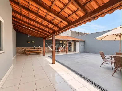 Casa com 3 Quartos à venda, 140m² no Parque Brasília, Anápolis