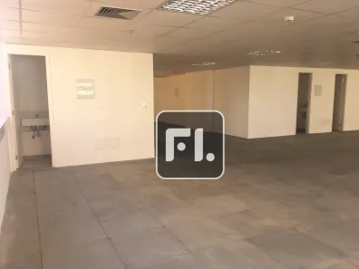 Sala Comercial para alugar, 235m² no Dezoito do Forte Empresarial/Alphaville., Barueri