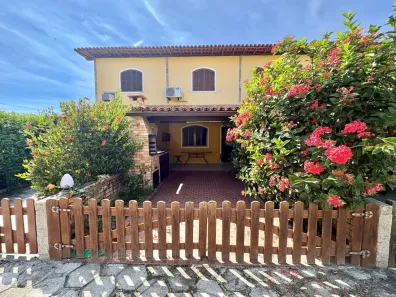 Casa de Condomínio com 2 Quartos à venda, 79m² no Braga, Cabo Frio