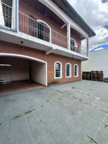 Sobrado com 5 Quartos à venda, 227m² no Cidade Morumbi, São José dos Campos