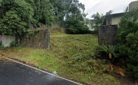 Lote/Terreno à venda, 418m² no Próspera, Criciúma
