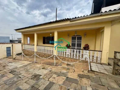 Casa com 5 Quartos para alugar, 428m² no Vila Santa Terezinha, Carapicuíba