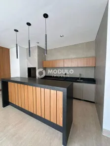 Cobertura com 3 Quartos para alugar, 400m² no Granada, Uberlândia