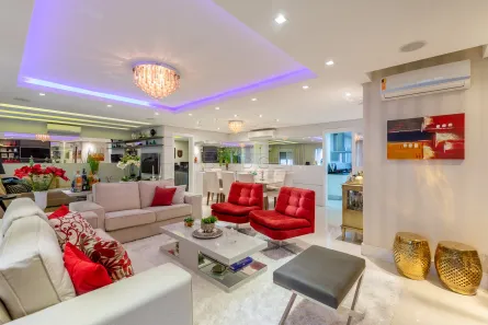 Apartamento com 3 Quartos à venda, 199m² no Jardim do Salso, Porto Alegre