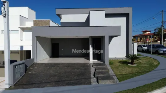 Casa de Condomínio com 3 Quartos à venda, 187m² no Aparecidinha, Sorocaba