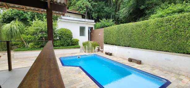 Casa de Condomínio com 4 Quartos à venda, 298m² no Vila Progresso, Niterói