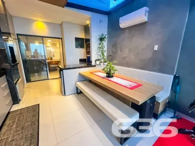 Sobrado com 3 Quartos à venda, 140m² no Vila Nova, Joinville