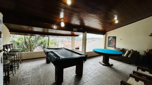 Casa com 3 Quartos à venda, 210m² no Fazenda Santo Antônio, São José