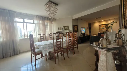 Apartamento com 4 Quartos à venda, 188m² no Fundinho, Uberlândia