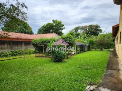 Fazenda/Sítio com 3 Quartos à venda, 219m² no Vila Velha, Caçapava