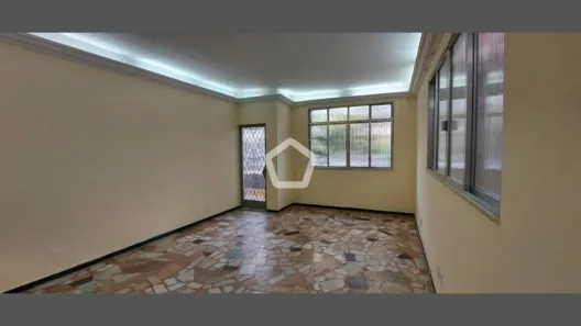 Casa com 6 Quartos à venda, 241m² no Méier, Rio de Janeiro