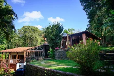 Casa de Condomínio com 4 Quartos à venda, 450m² no Ville de Montagne, Nova Lima