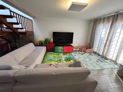 Casa com 3 Quartos à venda, 243m² no Vila Mariana, São Paulo