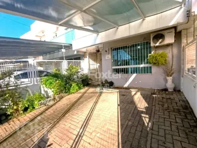 Casa com 2 Quartos à venda, 82m² no Niterói, Canoas