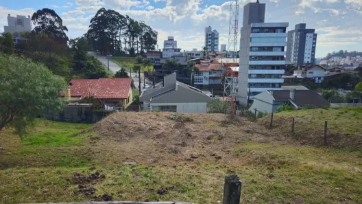 Lote/Terreno à venda, 408m² no Sanvitto, Caxias do Sul