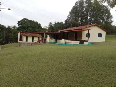 Fazenda/Sítio com 3 Quartos à venda, 37500m² no Setor Central, Aparecida de Goiânia