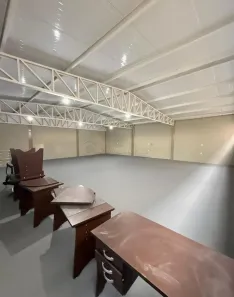 Sala Comercial para alugar, 200m² no Jardim Ana Lúcia, Goiânia