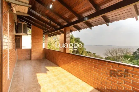 Casa com 3 Quartos à venda, 220m² no Espírito Santo, Porto Alegre