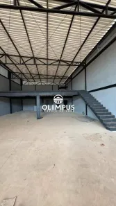 Galpão/Depósito/Armazém à venda, 440m² no Novo Mundo, Uberlândia