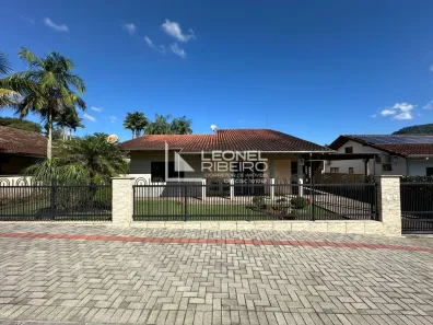 Casa com 3 Quartos à venda, 181m² no Das Capitais, Timbó