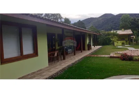 Fazenda/Sítio com 2 Quartos à venda, 200m² no São Francisco Xavier, São José dos Campos
