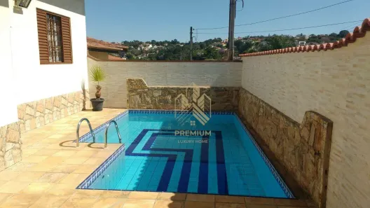 Casa com 2 Quartos para alugar, 150m² no Jardim do Lago, Atibaia