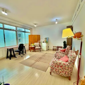 Sala Comercial à venda, 29m² no Menino Deus, Porto Alegre