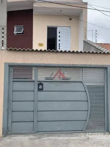 Sobrado com 3 Quartos à venda, 121m² no Vila Amorim, Suzano