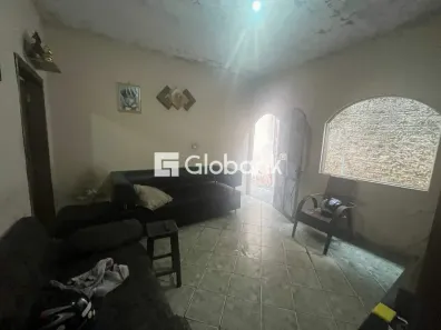 Casa com 2 Quartos à venda, 100m² no Vila Anália, Montes Claros