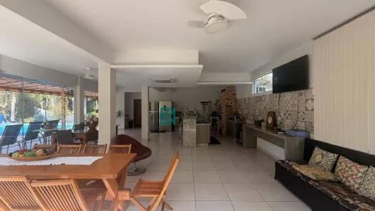 Casa de Condomínio com 5 Quartos para alugar, 466m² no Parque Alvamar, Sarandi