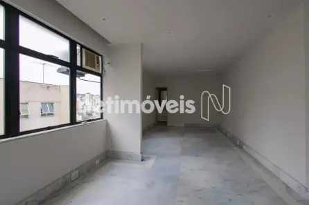 Sala Comercial à venda, 35m² no Lourdes, Belo Horizonte