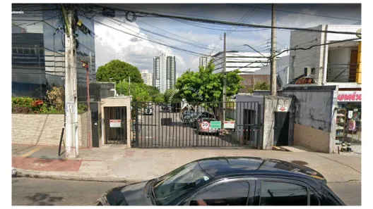 Casa com 3 Quartos à venda, 600m² no Adrianópolis, Manaus