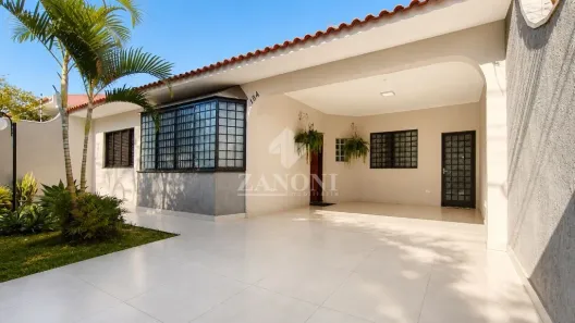 Casa com 3 Quartos à venda, 181m² no Jardim América, Maringá