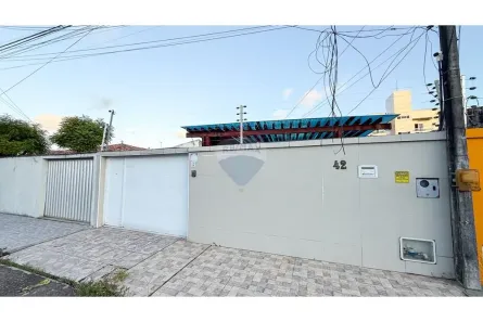 Casa com 4 Quartos à venda, 342m² no São Gerardo, Fortaleza
