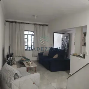 Sobrado com 3 Quartos à venda, 120m² no Jardim Santa Rosa, Taboão da Serra