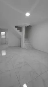Sobrado com 2 Quartos à venda, 55m² no Jardim Adriana, Guarulhos
