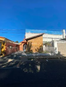 Imóvel Comercial com 4 Quartos para alugar, 136m² no Vila Operária, Teresina