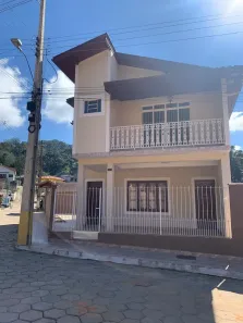 Casa com 4 Quartos para alugar, 120m² no , Gonçalves