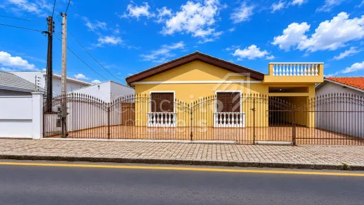 Casa com 7 Quartos para alugar, 475m² no Uvaranas, Ponta Grossa
