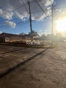 Lote/Terreno à venda, 542m² no Santa Mônica, Uberlândia