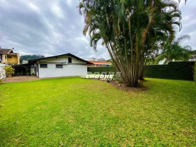 Imóvel Comercial com 3 Quartos para alugar, 238m² no Garcia, Blumenau
