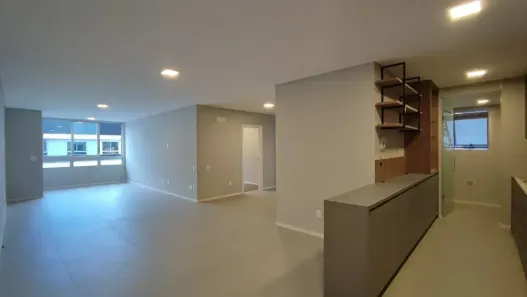 Apartamento com 3 Quartos à venda, 140m² no Jardim Atlântico, Florianópolis