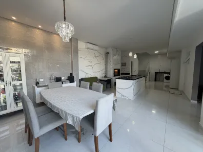 Casa com 4 Quartos à venda, 237m² no Abraão, Florianópolis