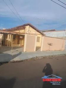 Casa com 2 Quartos à venda, 170m² no Vila Nossa Senhora de Fátima, São Carlos